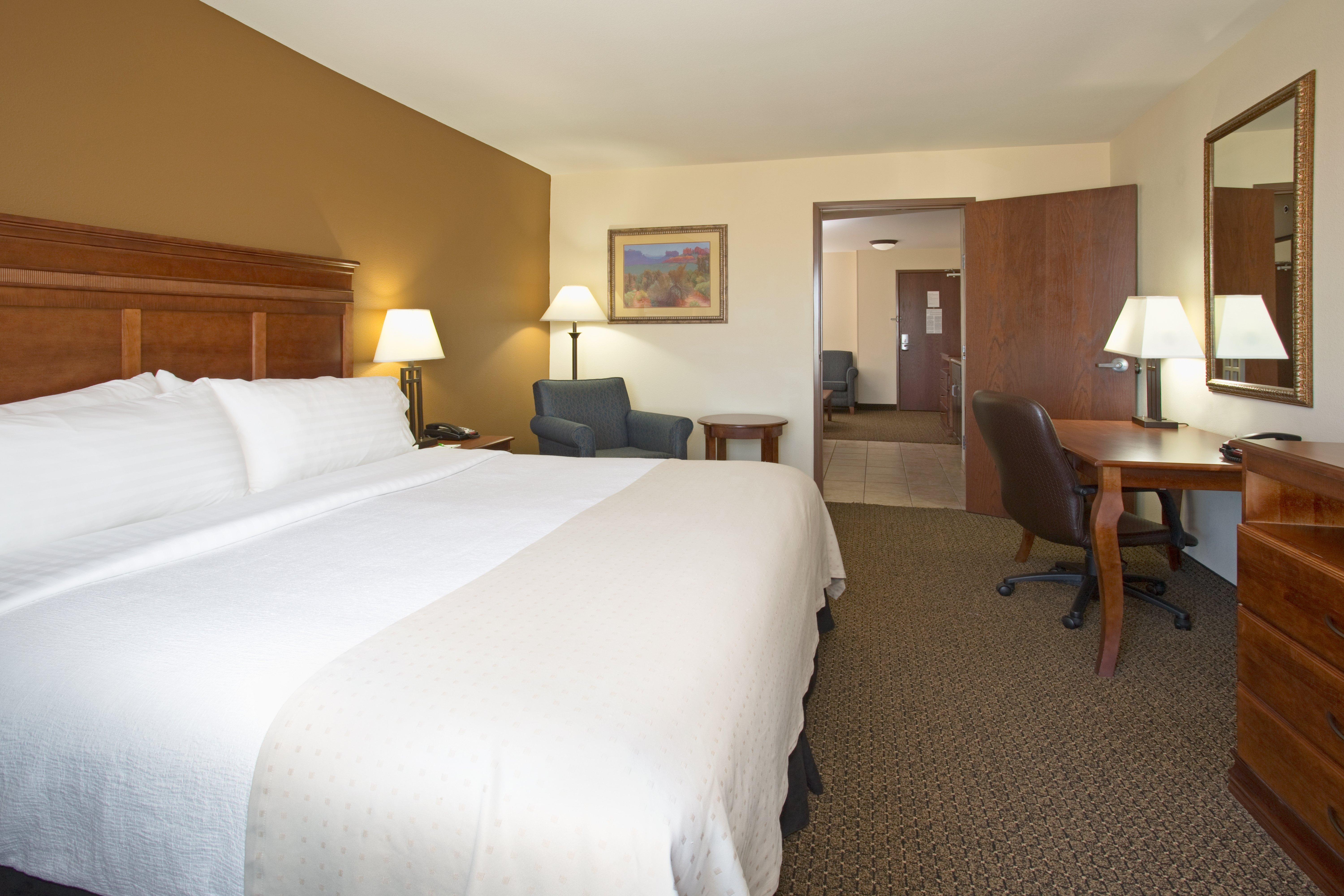 Holiday Inn Express & Suites Trinidad By Ihg المظهر الخارجي الصورة
