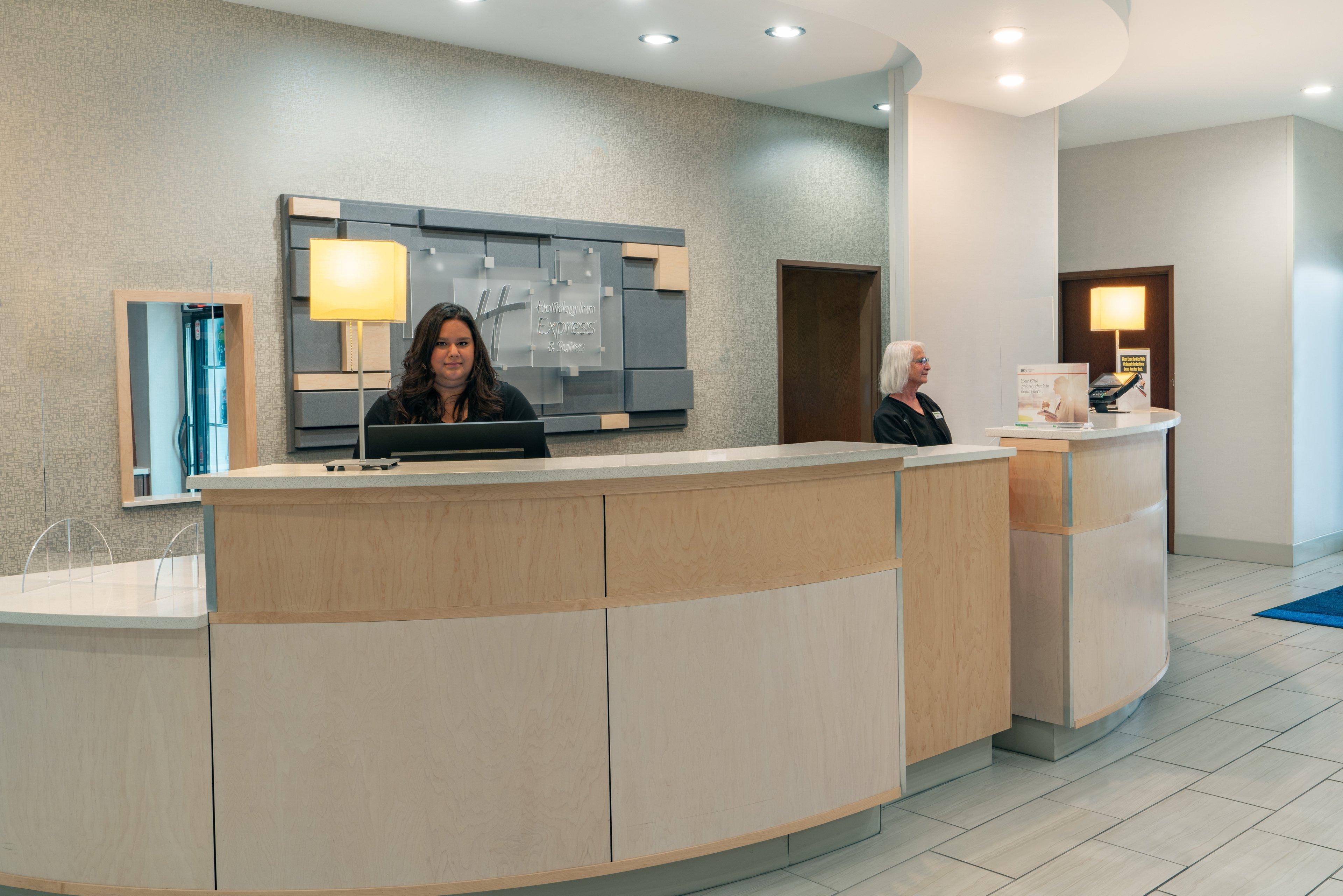 Holiday Inn Express & Suites Trinidad By Ihg المظهر الخارجي الصورة